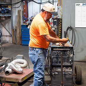 Repair and maintenance welding services in Dammam