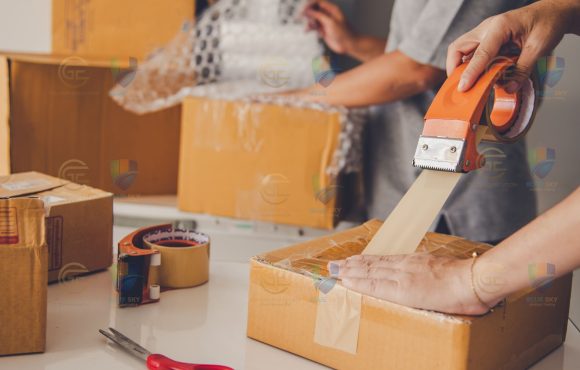 Packing and shipping tips for industrial fasteners by BlueSky Arabian Steel in Riyadh, ensuring ISO 9001 certified, API 20E compliant bolts and studs are securely packed with full traceability and MTC documentation