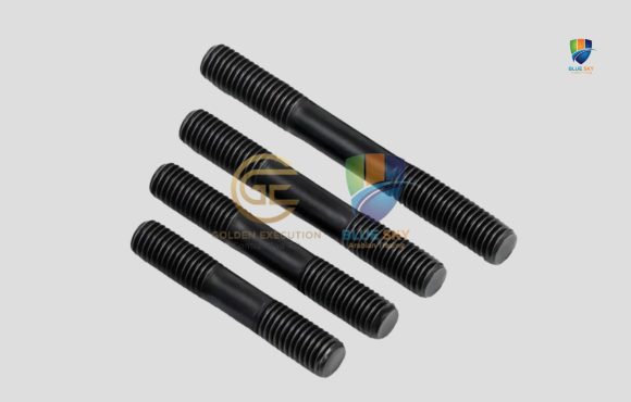 Causes of fastener failure in oil and gas include corrosion, overloading, improper installation, poor material selection, and wear.