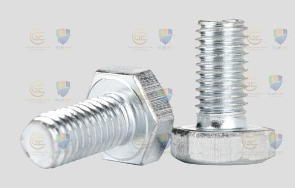 High-strength stud bolts used in Saudi Arabia, showcasing top applications in oil, gas, petrochemical, construction, and industrial projects requiring durability, reliability, and compliance with international standards.Top Applications of High Strength Stud Bolts in Saudi Arabia.